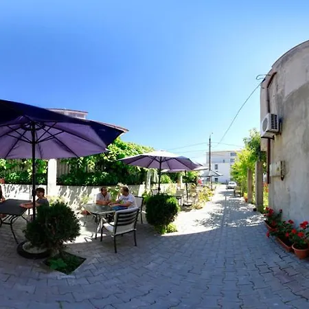 Otel Laguna 2*
